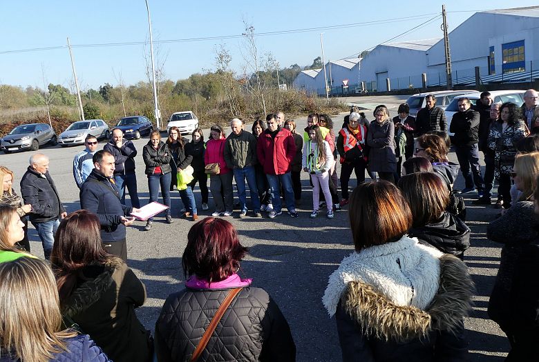 17-11-18 ManifaMaderasIglesiasPorrinhoMos01.JPG